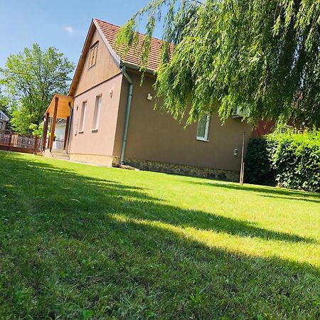 Vadszolo Apartman Balatonmáriafürdő Eksteriør bilde