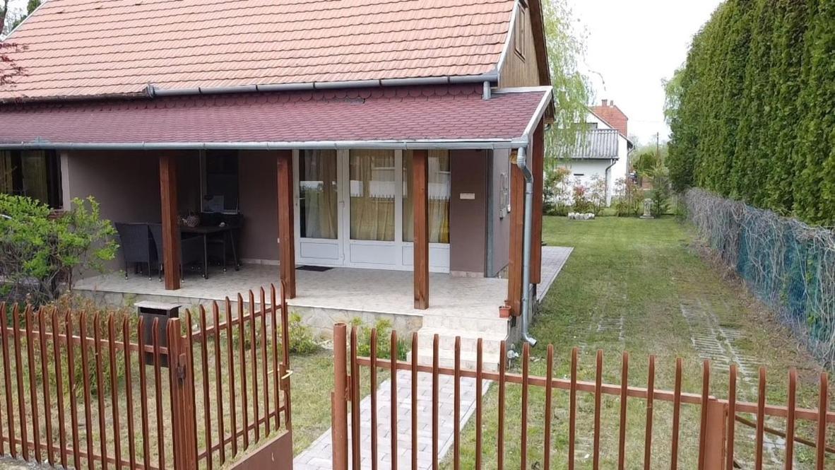 Vadszolo Apartman Balatonmáriafürdő Eksteriør bilde
