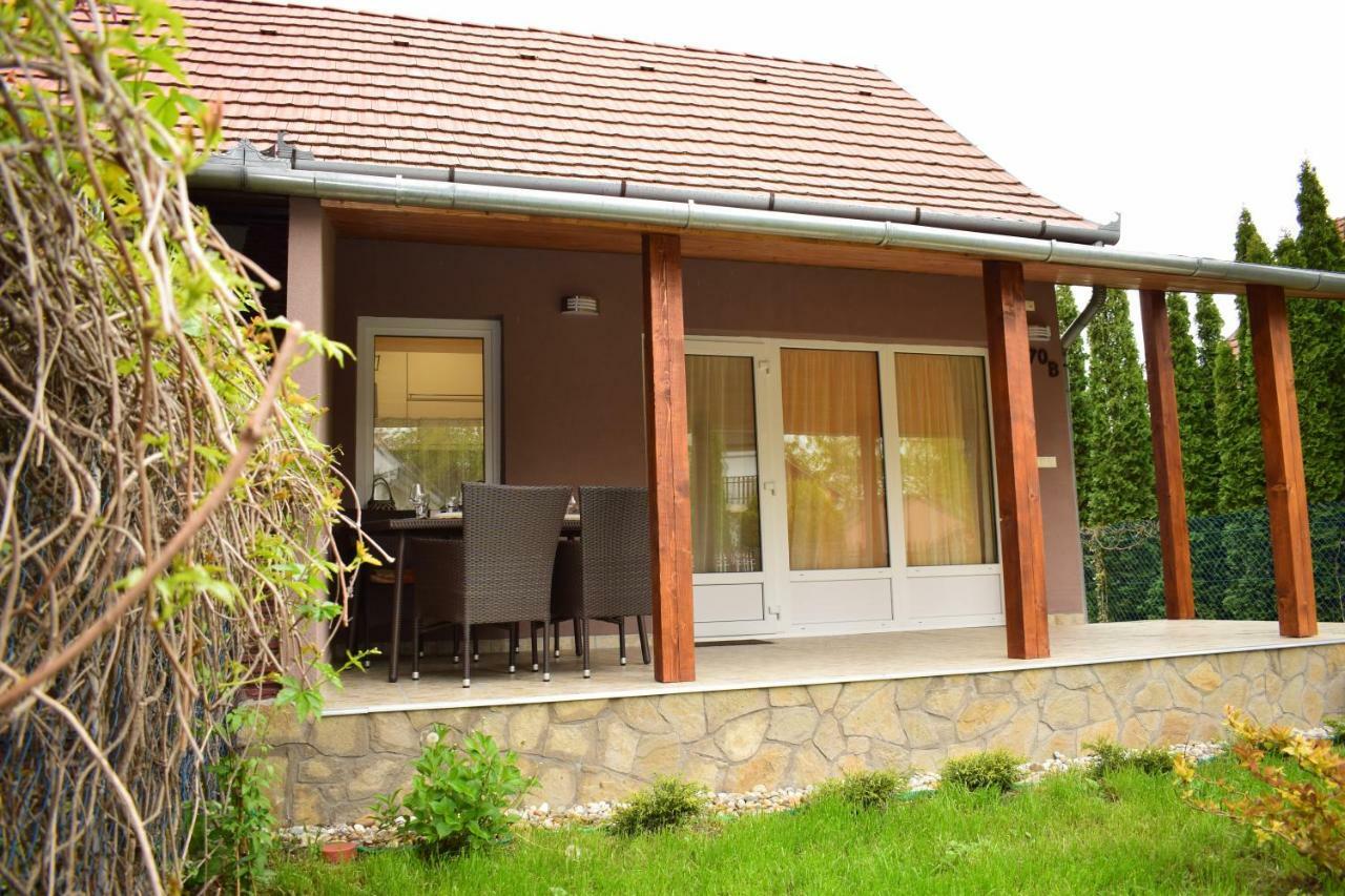 Vadszolo Apartman Balatonmáriafürdő Eksteriør bilde